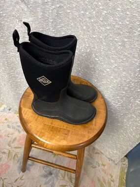 The Original Muck Boot Company Black Mid-Calf Waterproof Boots Kids